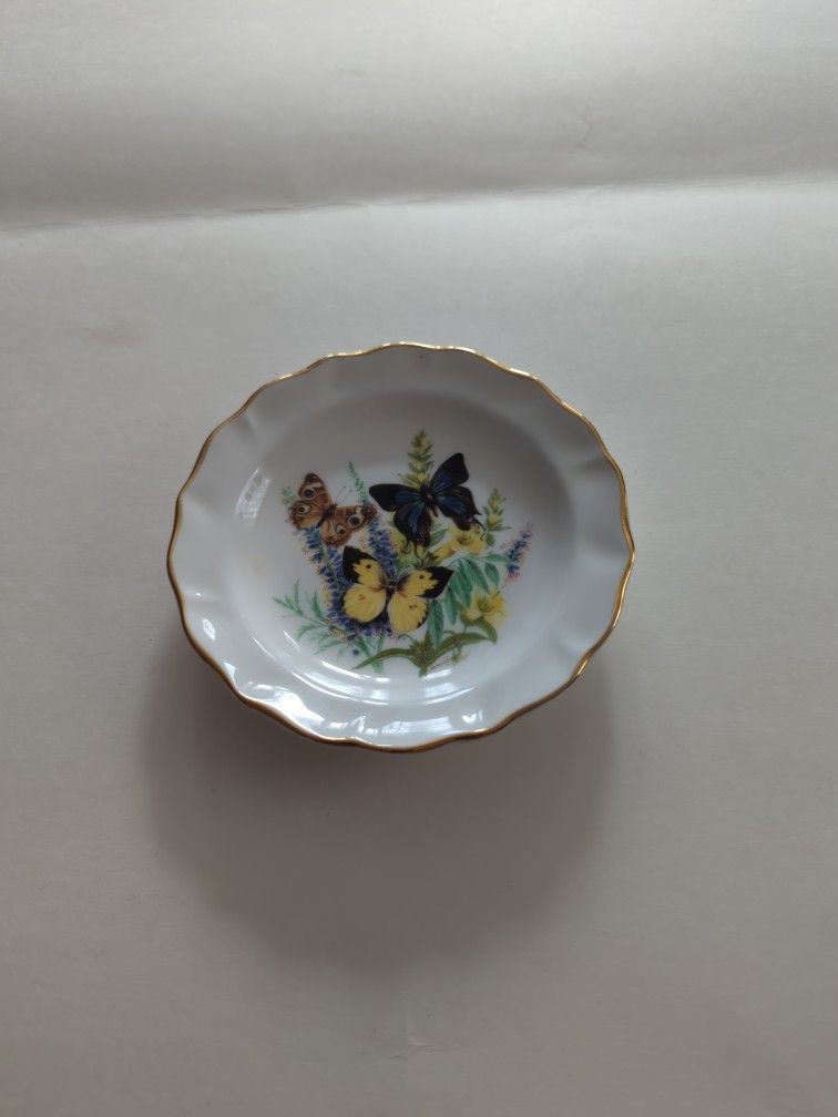 Butterfly Plate