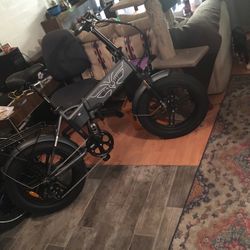 Best Folding Ebike For The Money Period!!!  Best Built And Beautiful!!! 28/30 Mph And 75 Mile Max Range Absolutely Awesome and Best Engineered! I