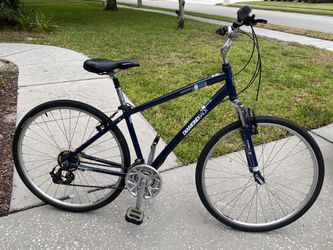 Diamondback hybrid/comfort bike