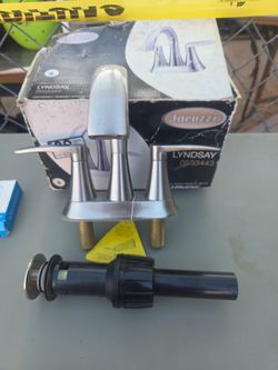 Jacuzzi Lyndsay Centerset Bathroom Faucet