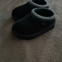 Ugg Tasman II Toddler/Little Kid Size 7 (Black)
