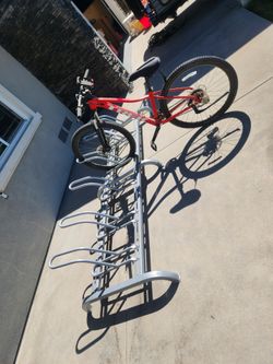 Bike stand for 6 bikes