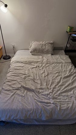 Full size mattress