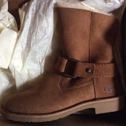 Brand New UGG Boots-size 6.5 ladies -$100 firm,no lower—-No no shows