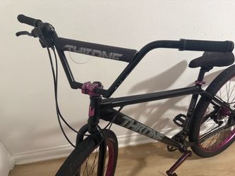 29 inch throne blackberry