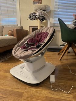 Mamaroo Baby Swing