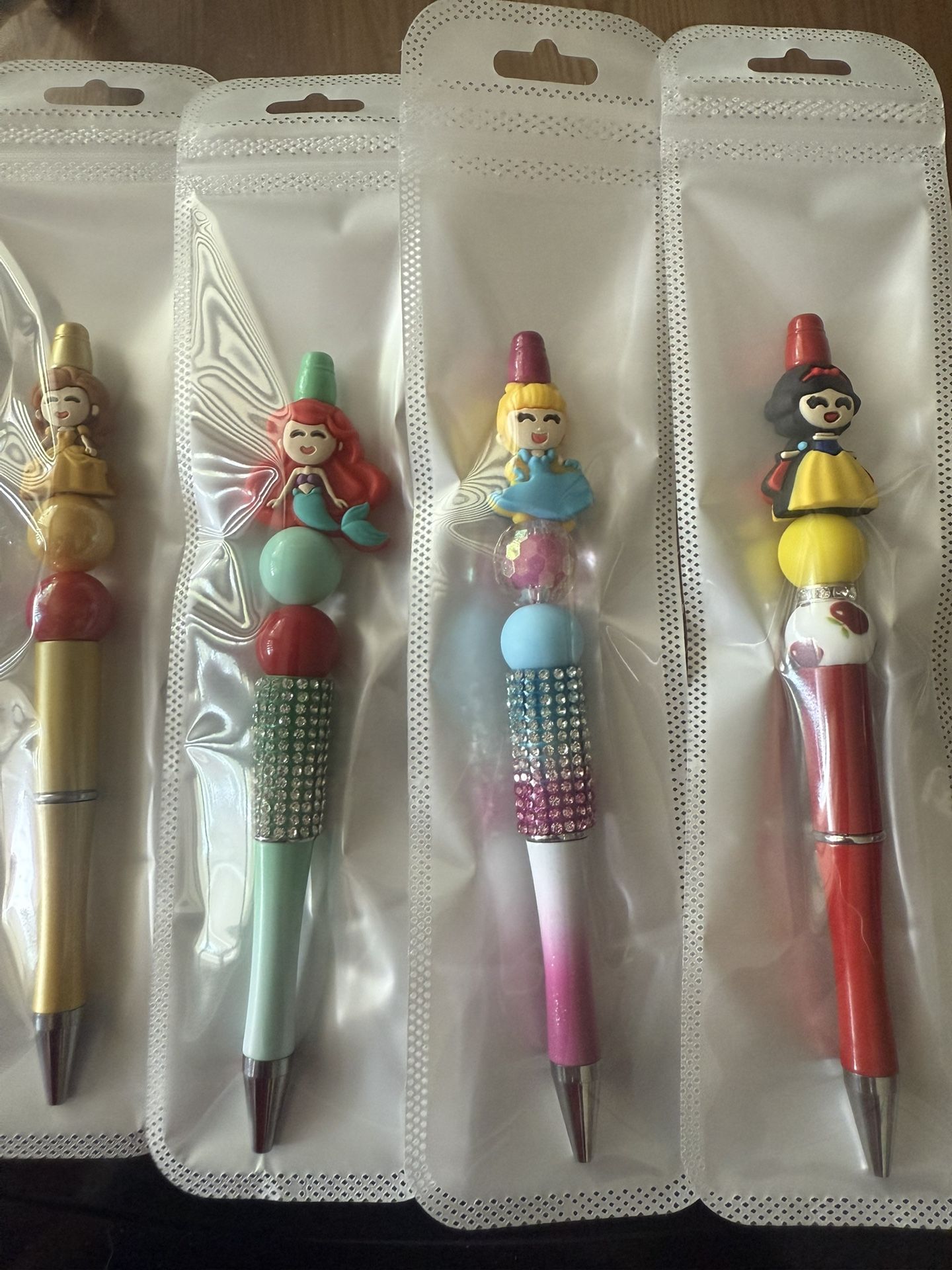 Fun Collectible Beaded Pens, Teachers, Servers, Students, Managers, Staff And Receptionist !
