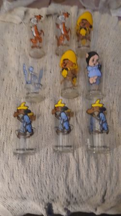 Vintage looney tunes glasses