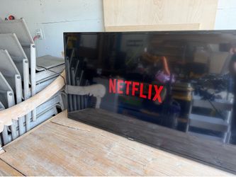 Samsung 55” LED Smart TV - UN55J620DAFXZA