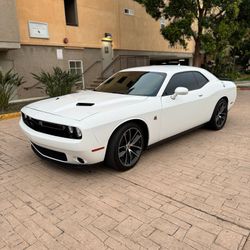 2017 Dodge Challenger
