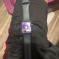Apple Watch  Series 7 ACTIVATION  LOCKED