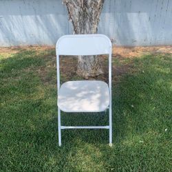 White Plastic Folding Chairs 11
