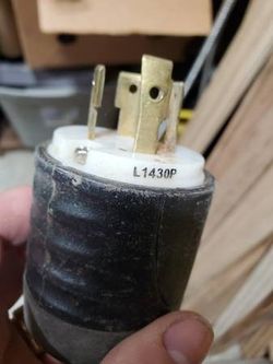 Twist Lock Connectors