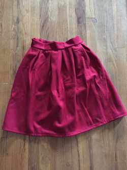 You'll read pleated skirt never worn