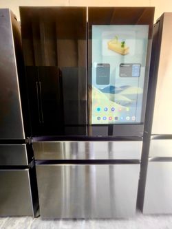 New Bespoke Family Hub Refrigerator