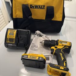 DEWALT 20-volt Max 1/2-in Keyless Brushless Cordless Drill ( 1 -Battery, bag and Charger 2024 mode