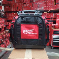 MILWAUKEE PACKOUT 15" STRUCTURED TOOL BAG