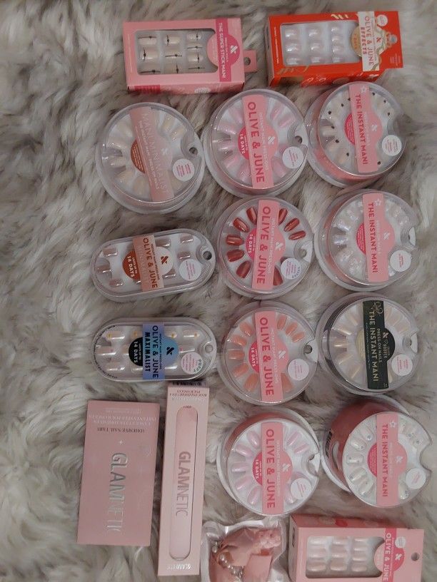 Olive & June Nails for Sale in Bell Gardens, CA - OfferUp