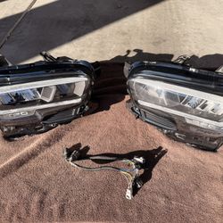 3rd Gen Tacoma Trd Pro Oem Headlights