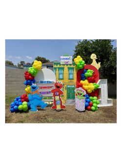 Balloon garland