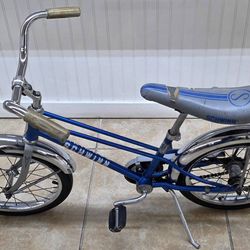 Vintage Schwinn Stingray Bicycle