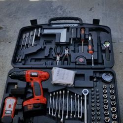 Tool Combo Kit With Wireless Drill/Driver And Charger 