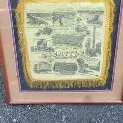 Souvenir Seattle Pillow