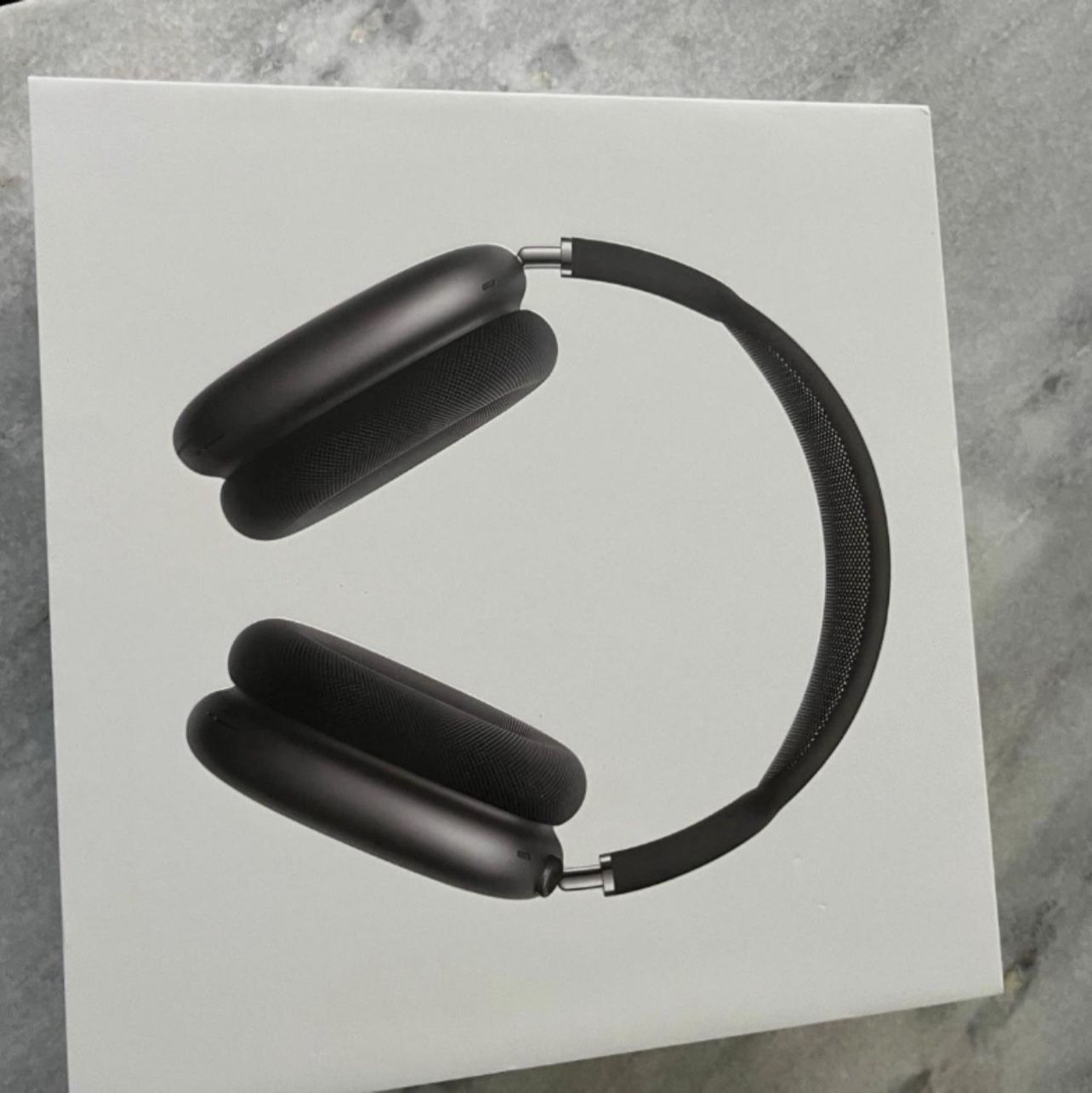 Black Airpod Max