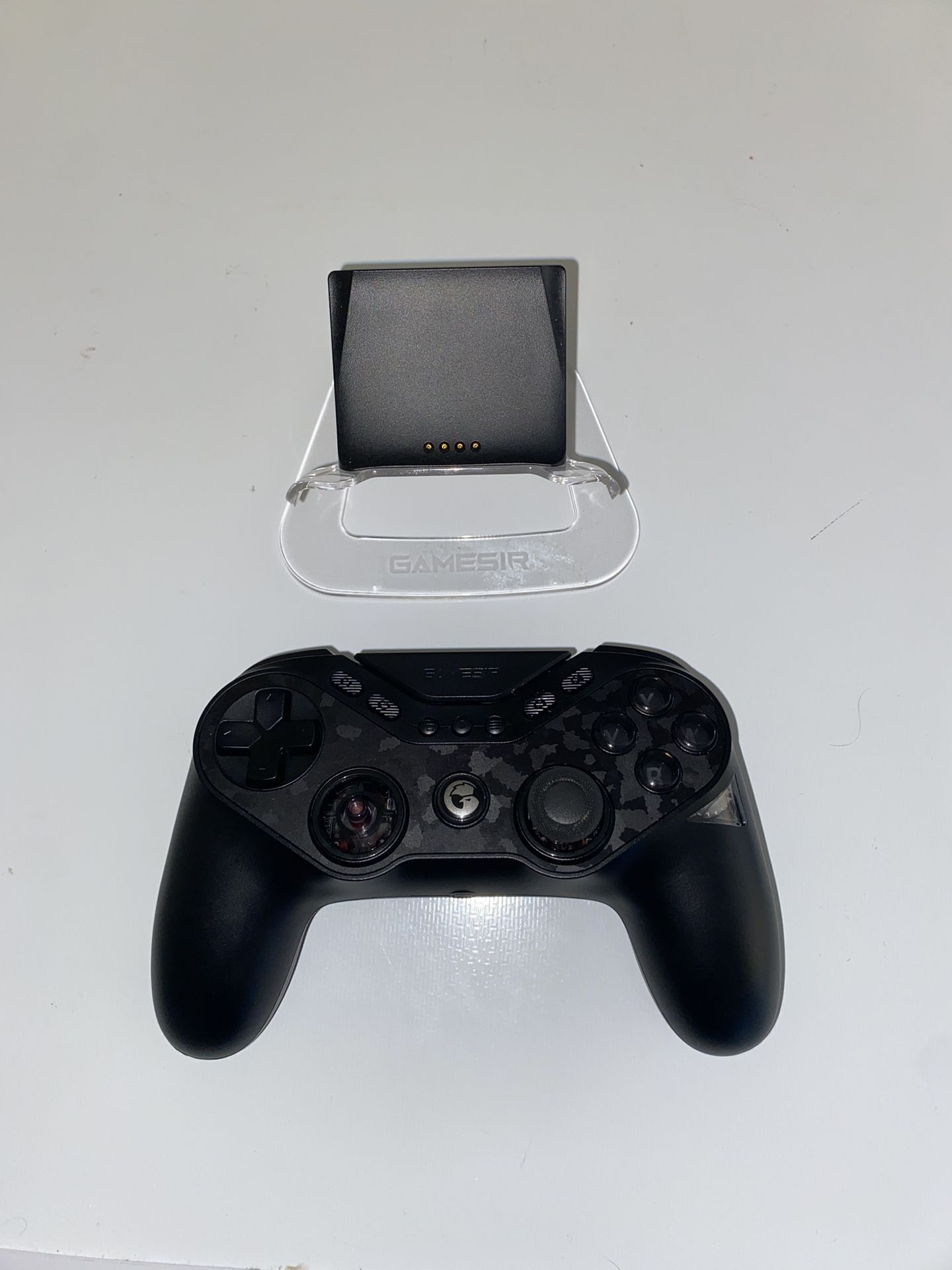 Gamesir Turantula Pro Controller + Charging Dock - Missing One Thumbstick