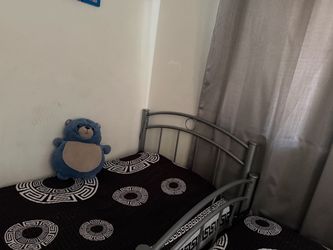 Twin bed