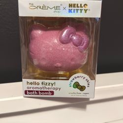 Hello Kitty x the Creme Shop Bath Bomb 