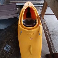 Kayaks 