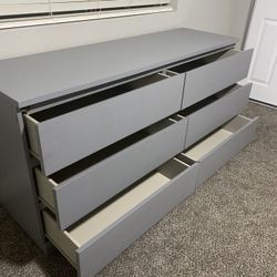 Dresser Six Drawers
