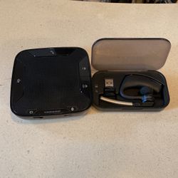 Plantonic Headset Wireless And Bluetooth Speaker