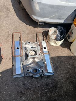 Edelbrock Victor Jr 1" taller intake, aluminum tall fabricated valve covers
