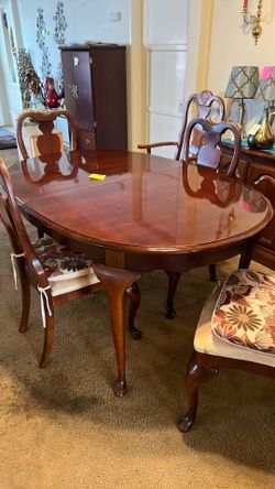 Dining room set