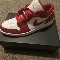 Jordan 1 Low Cardinal Red