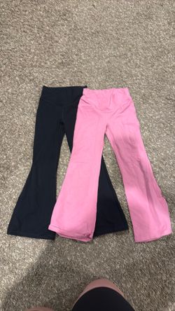 Girls size 6/7 flare leggings