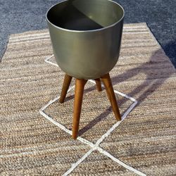 Grayson Lane Gold and Metal Plant Stand