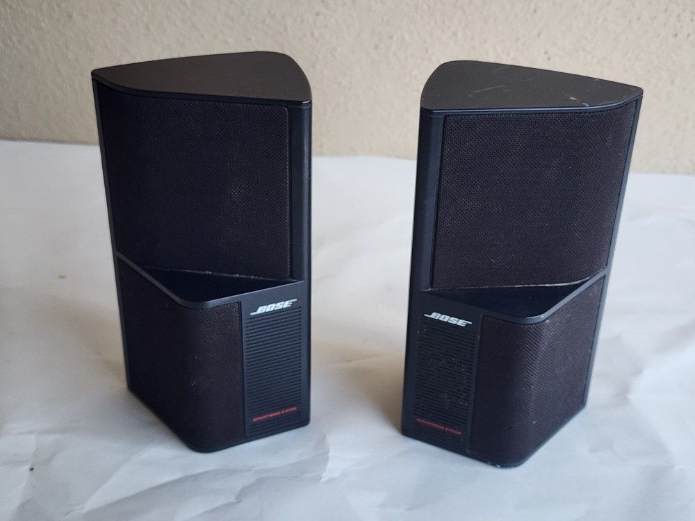 BOSE home Stereo Shelf Speakers