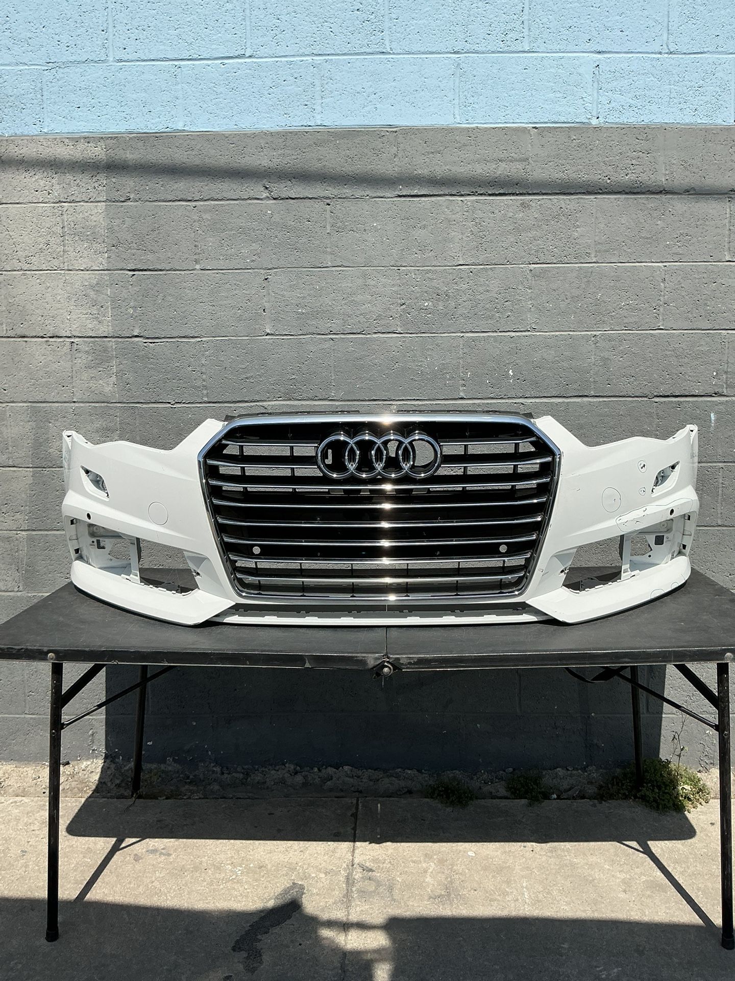 2016 - 2018 AUDI A6 C8 Front Bumper And Grill OEM