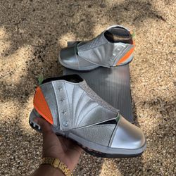 Jordan 16 Free The Youth Size 8