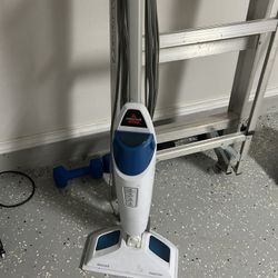 Bisell Steam Mop With New Pads 