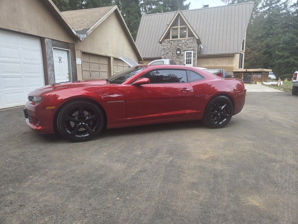 Twenty fifteen s s camaro