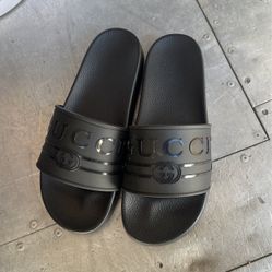 Gucci Slides 