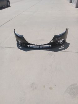14 to 16 front bumper mazda 3 Sedan ( little damage)