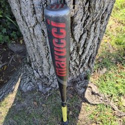 Marrucci  "BIG BARRELL " CAT" Baseball Bat ( See Pics) LOCATED IN GLENDORA.  SEE MY PAGE FOR OTHER BASEBALL EQUIPMENT FOR SALE "CHEAP "