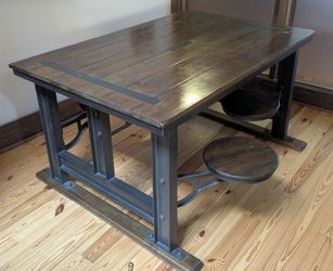 Industrial Swing-Out 4-Seat Table