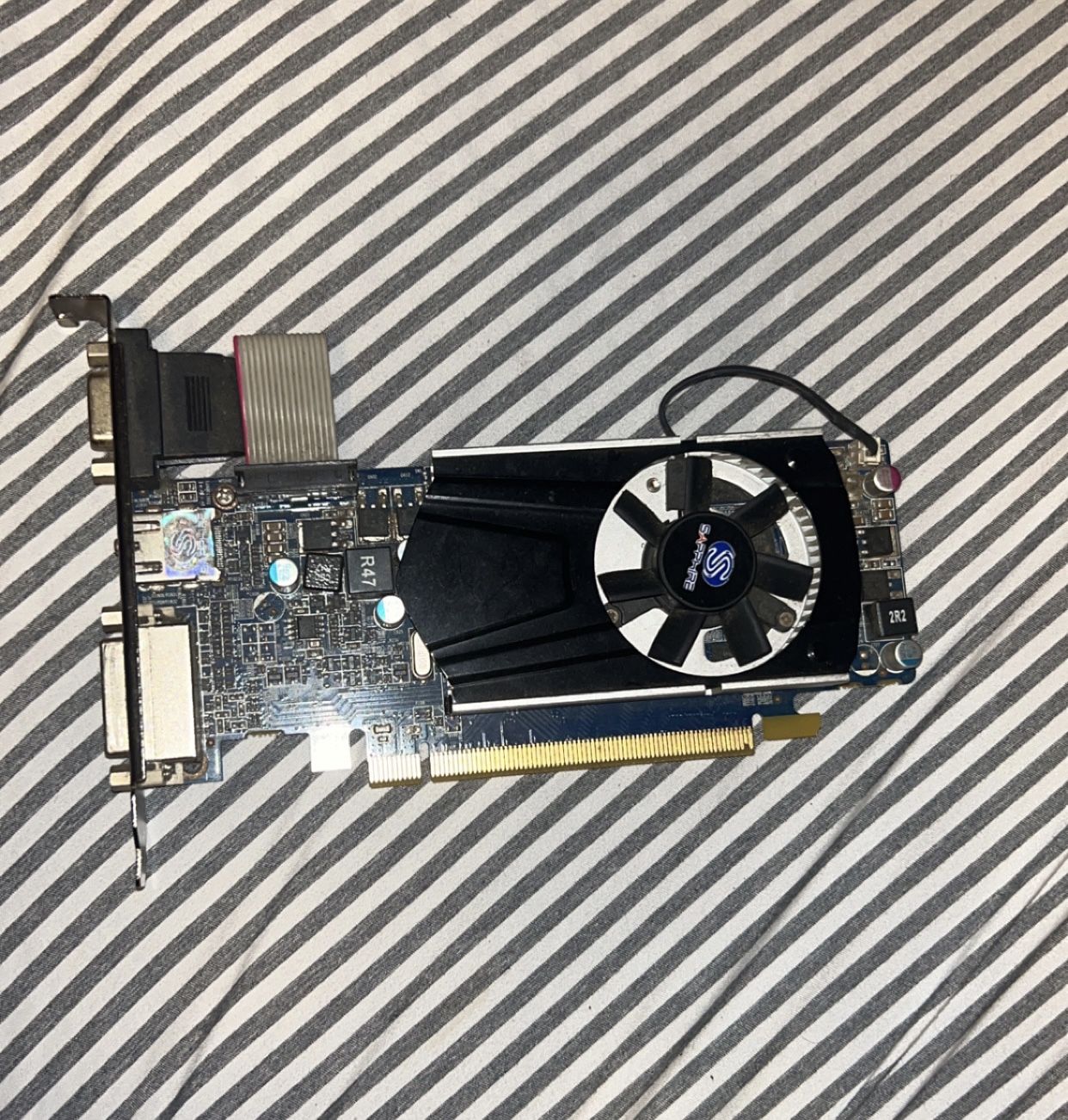 Sapphire Radeon 6570 2GB Gpu Graphics Card