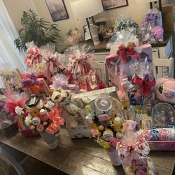  Beautiful Gift Baskets For Sale